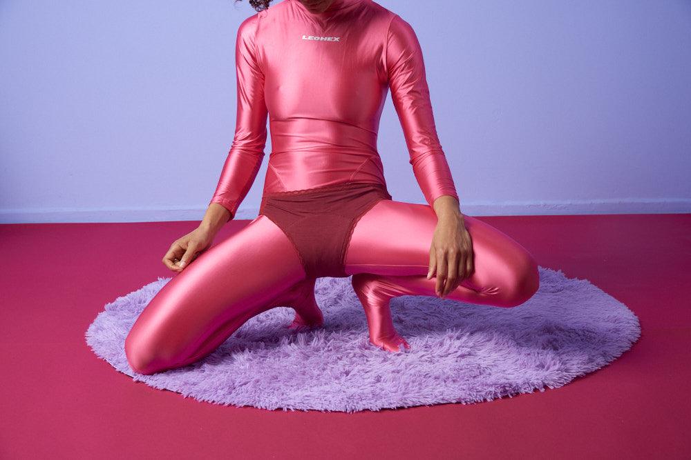Taynie - Lady Ultra - Schöner Bluten.