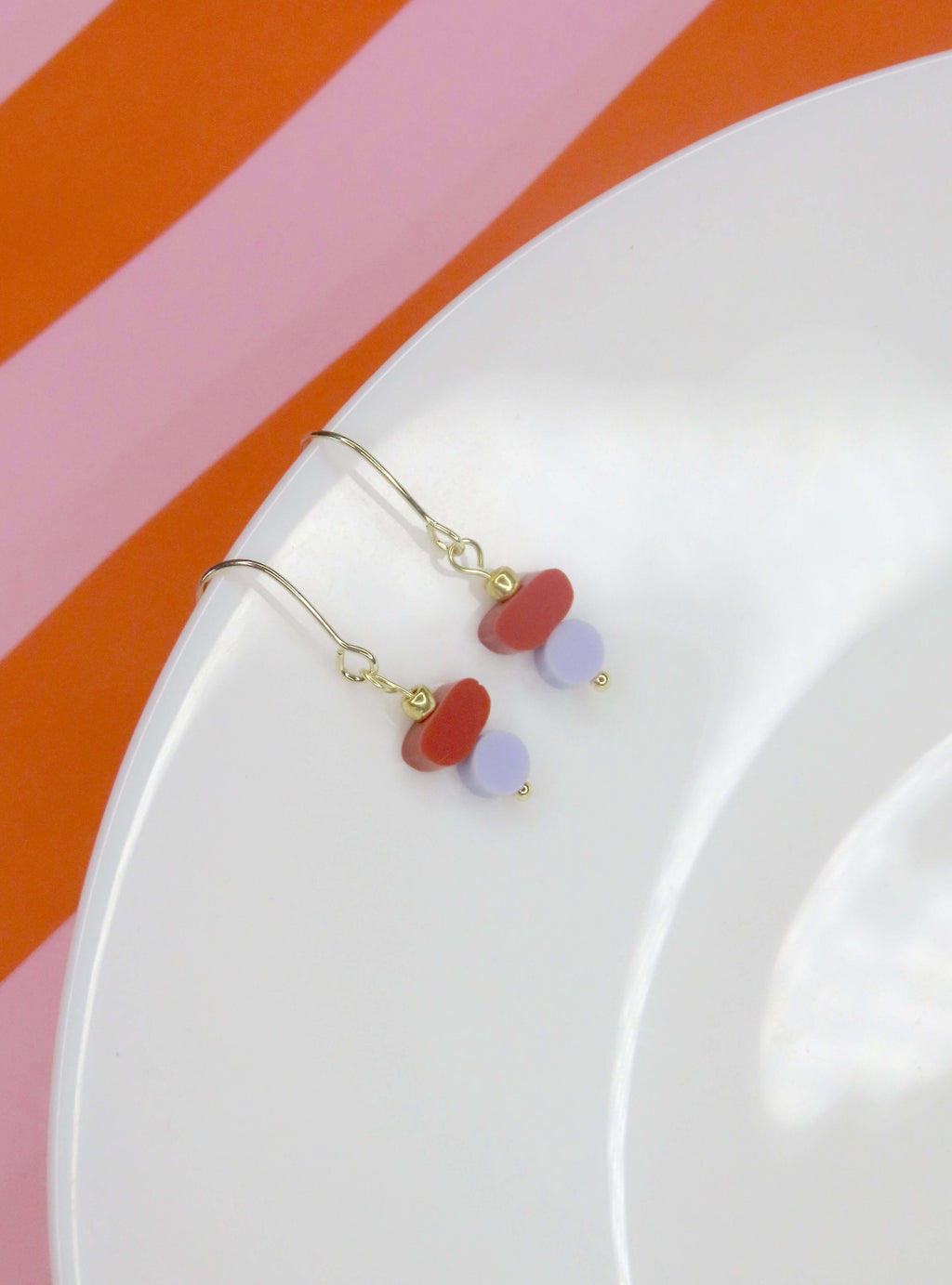 Color Treats Ohrringe Desert mit gold filled Elementen - La Blutique niemalsmehrohneOhrringe Berlin