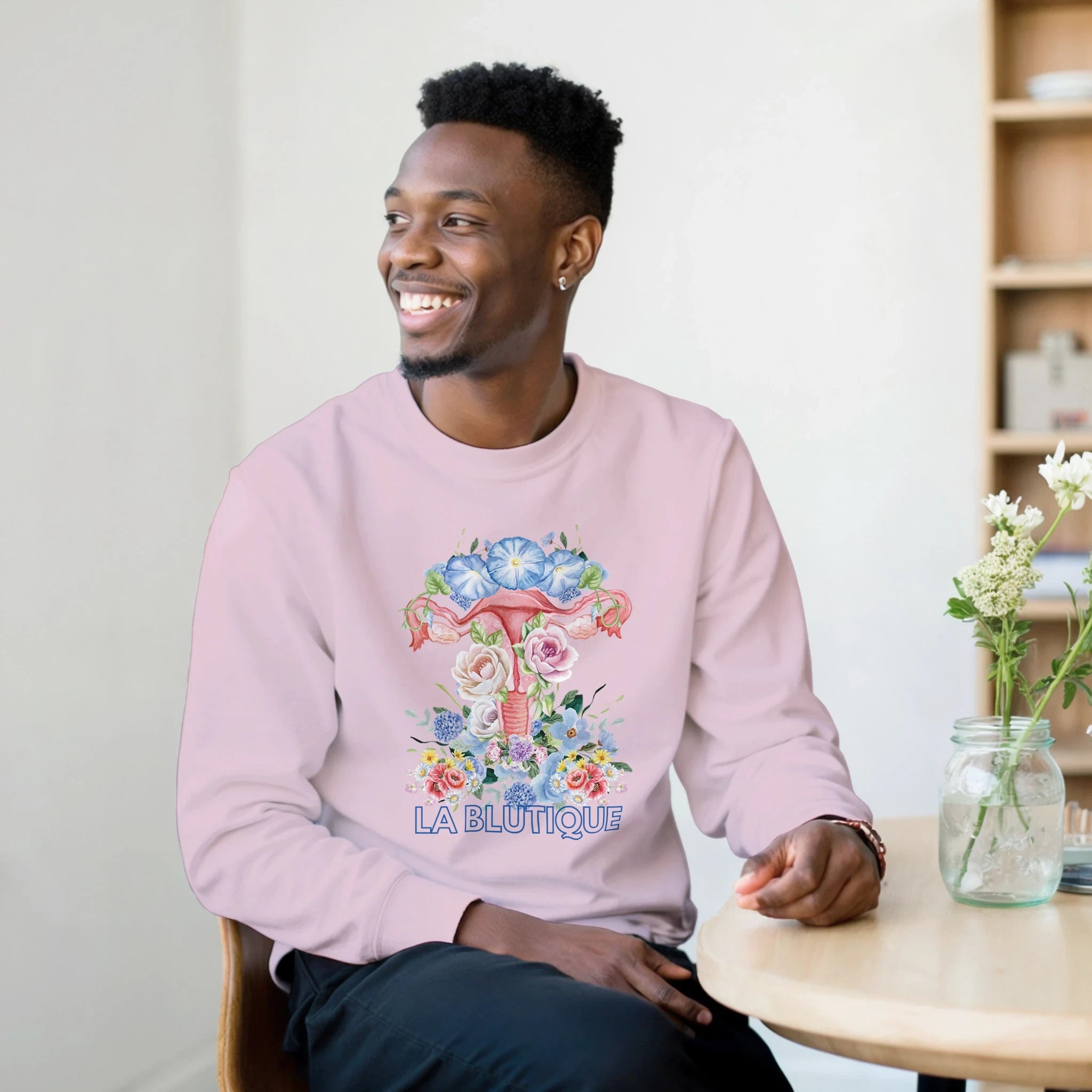 Crewlove - Classic Unisex Crewneck - La Blutique La BlutiqueAccessoire Berlin