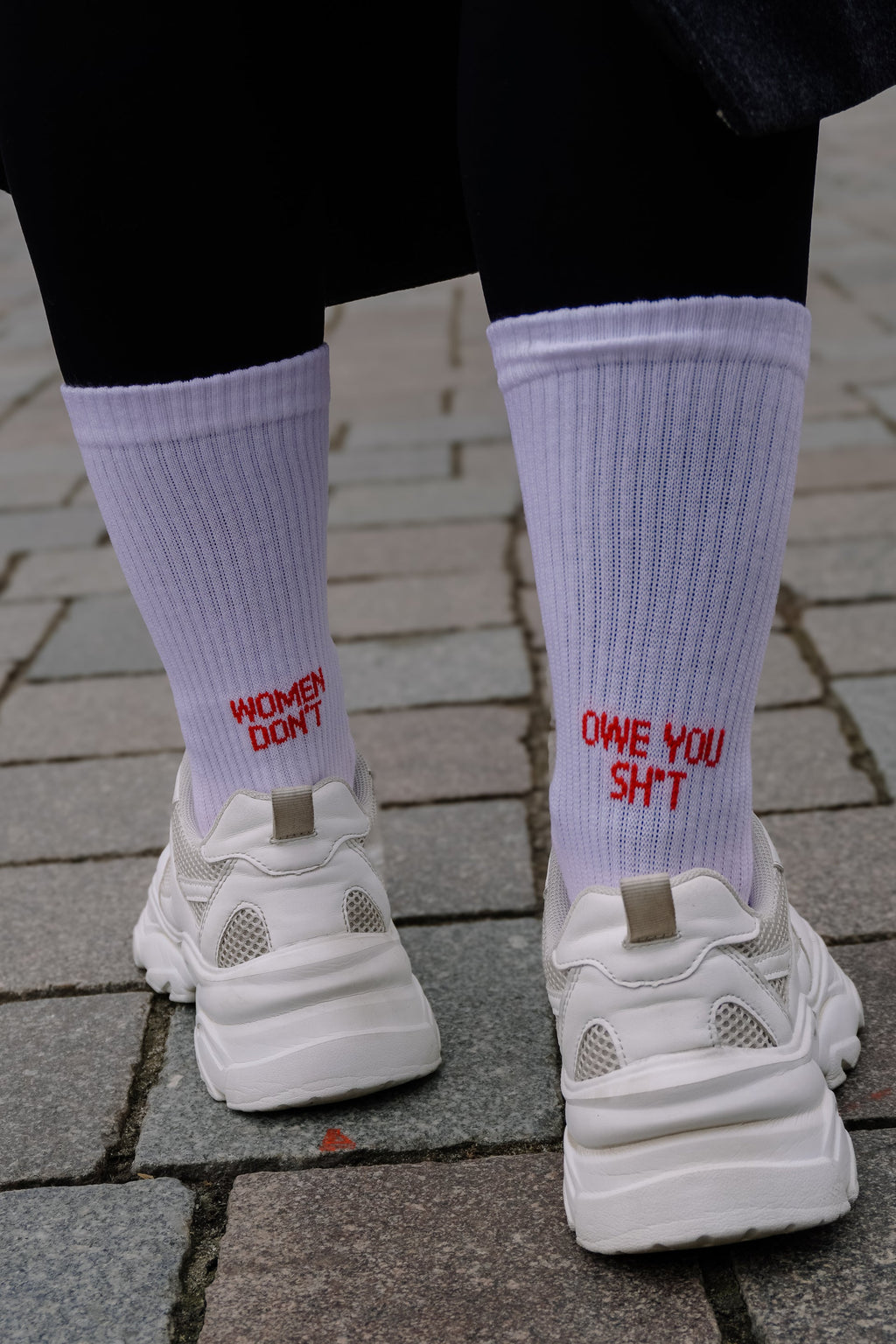Rebel Toes: Women don't owe you sh*t - La Blutique Rebel ToesSocken Berlin