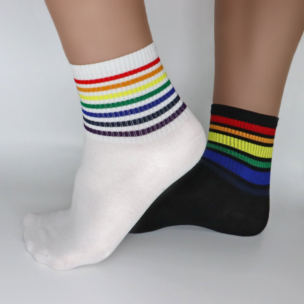 Regenbogen-Socken (Schwarz/Weiß mit Streifen) - La Blutique Gay-Shop.berlinSocken Berlin