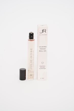 Roll - On bei Menstruationsbeschwerden – Calming Period Roll - On von JULIE &amp; ROSE - La Blutique La BlutiqueKosmetik Berlin