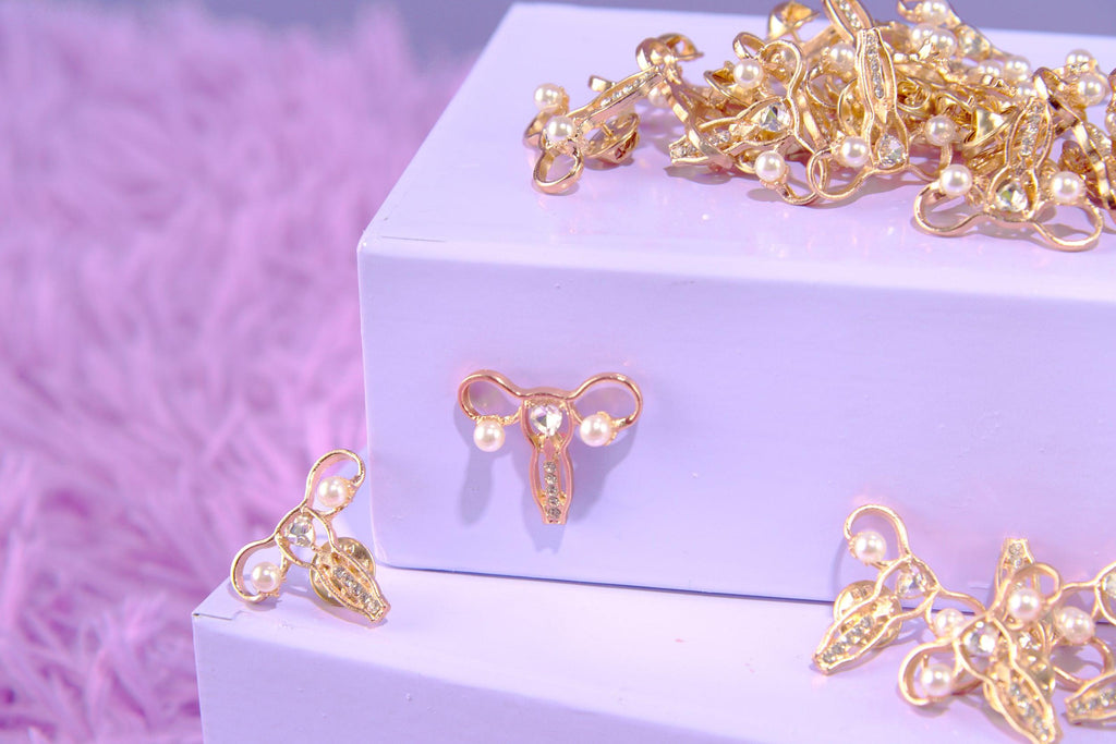 Uterus Pin Anstecker - La Blutique KIZZZI Berlin